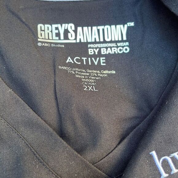 BARCO GREYS ANATOMY CORA V-NECK MEDICAL SCRUB TOP 4 POCKETS TULIP SLEEVE 2XL NWT - Picture 2 of 9